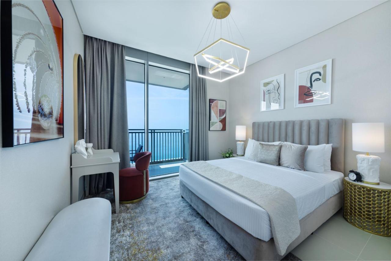 Maison Privee - 2br With Exclusive Sea Views In 5242 Marina Dubai