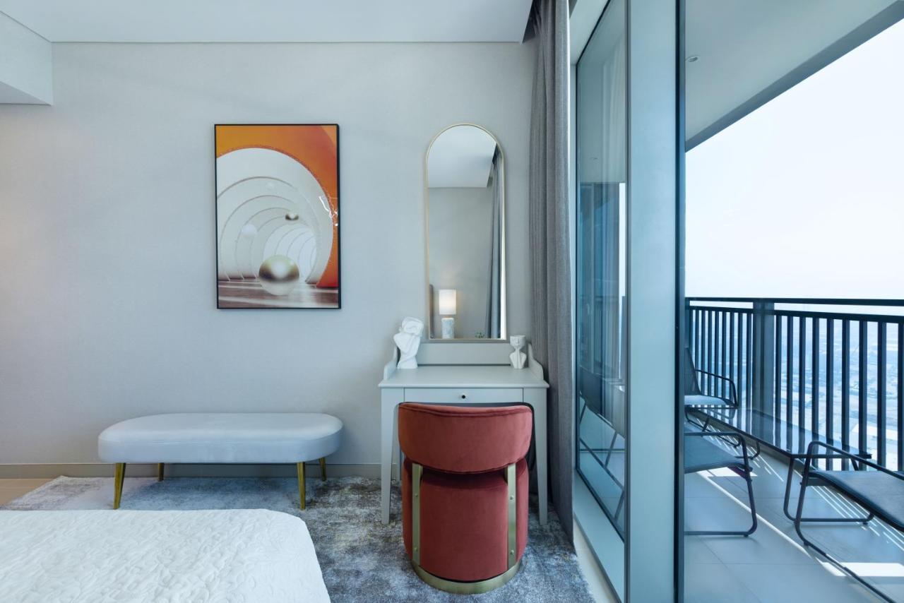 Maison Privee - 2br With Exclusive Sea Views In 5242 Marina Apartment Dubai