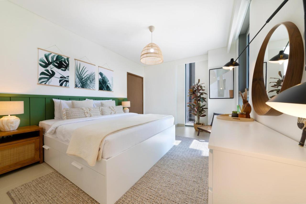 Maison Privee - 2br With Exclusive Sea Views In 5242 Marina Apartment Dubai