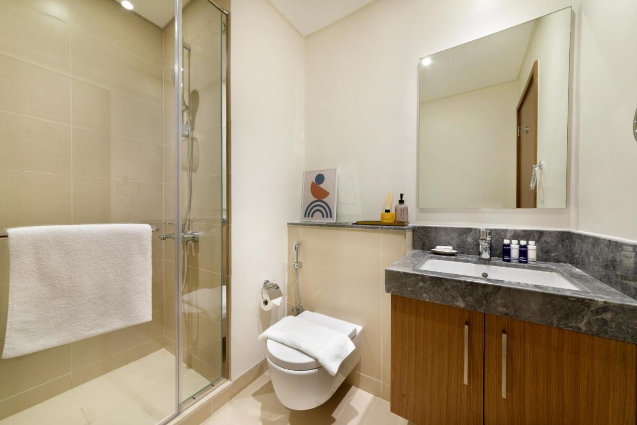 Maison Privee - 2br With Exclusive Sea Views In 5242 Marina Apartment *